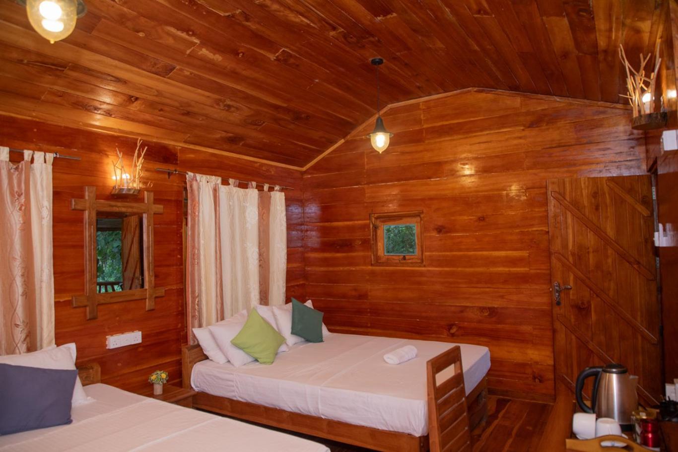 Thought Blooming Hotel Удавалаве Екстериор снимка